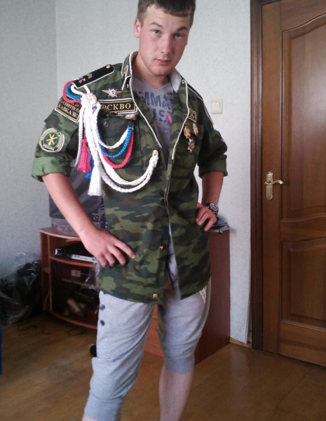 Знакомство. Фото. Нажмите, чтобы увеличить