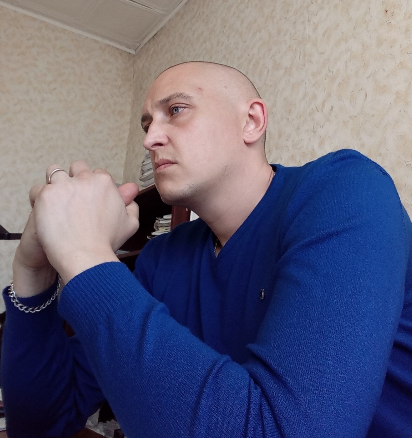 Знакомство. Фото. Нажмите, чтобы увеличить