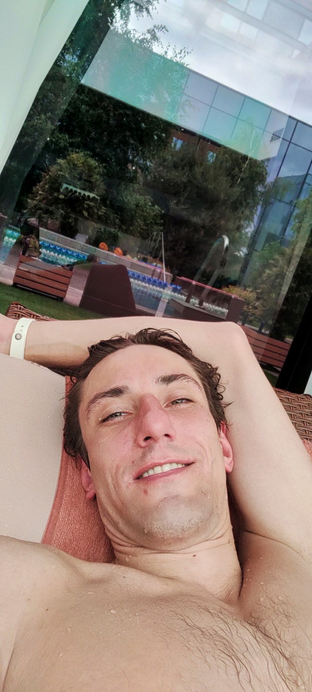 Знакомство. Фото. Нажмите, чтобы увеличить