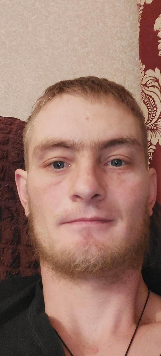 Знакомство. Фото. Нажмите, чтобы увеличить