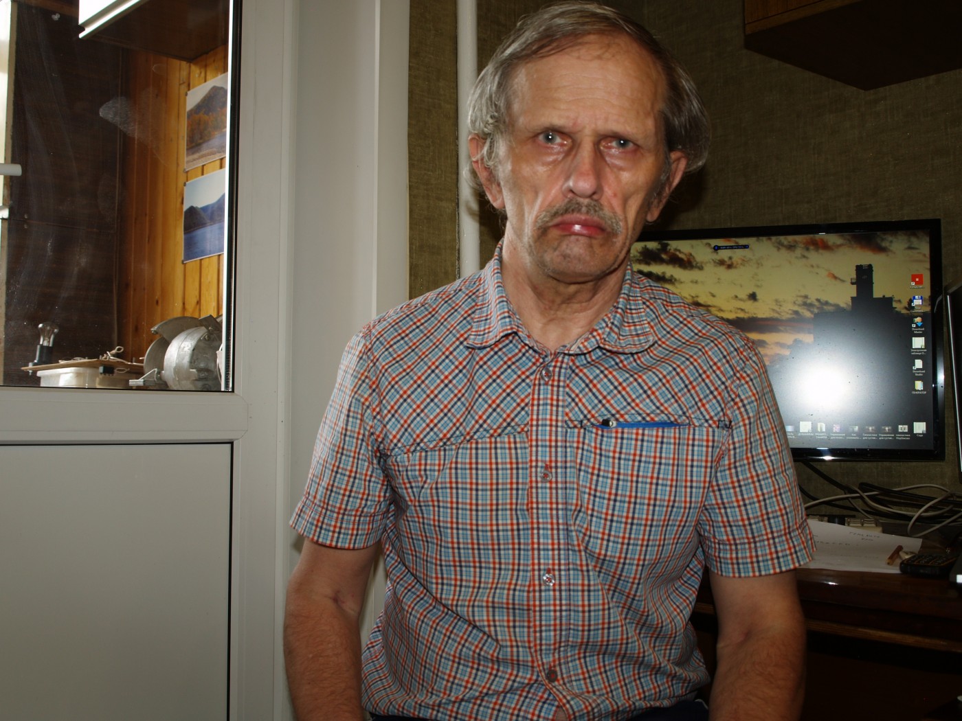 Знакомство. Фото. Нажмите, чтобы увеличить