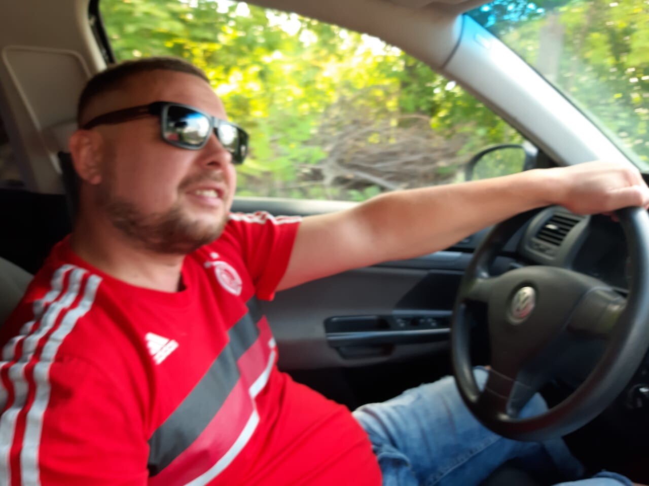 Знакомство. Фото. Нажмите, чтобы увеличить