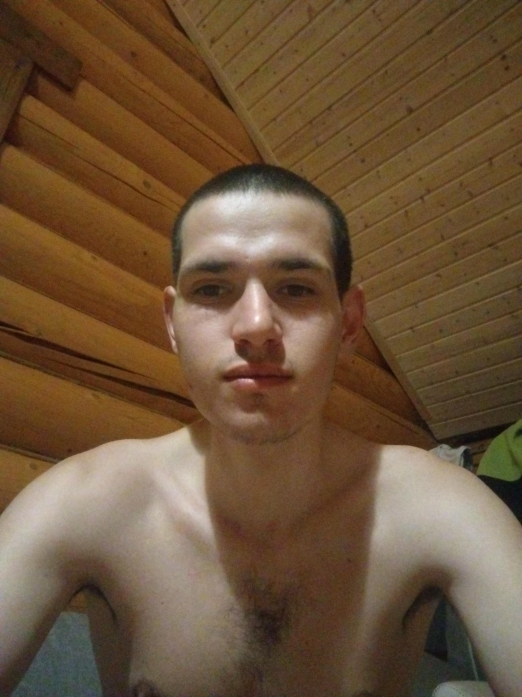 Знакомство. Фото. Нажмите, чтобы увеличить