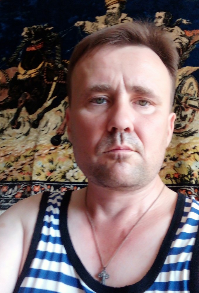 Знакомство. Фото. Нажмите, чтобы увеличить