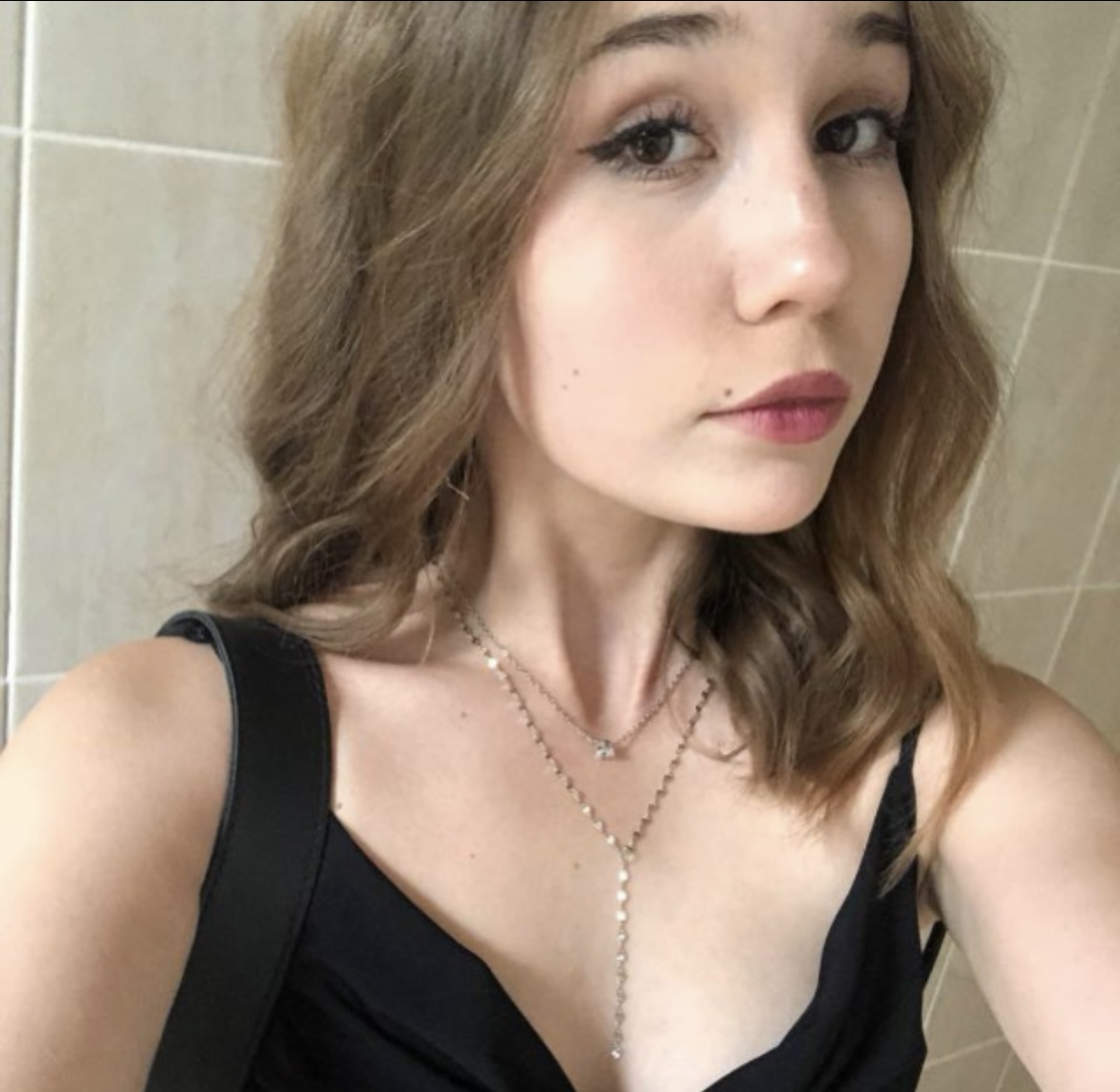 Фото девушка Лизуня