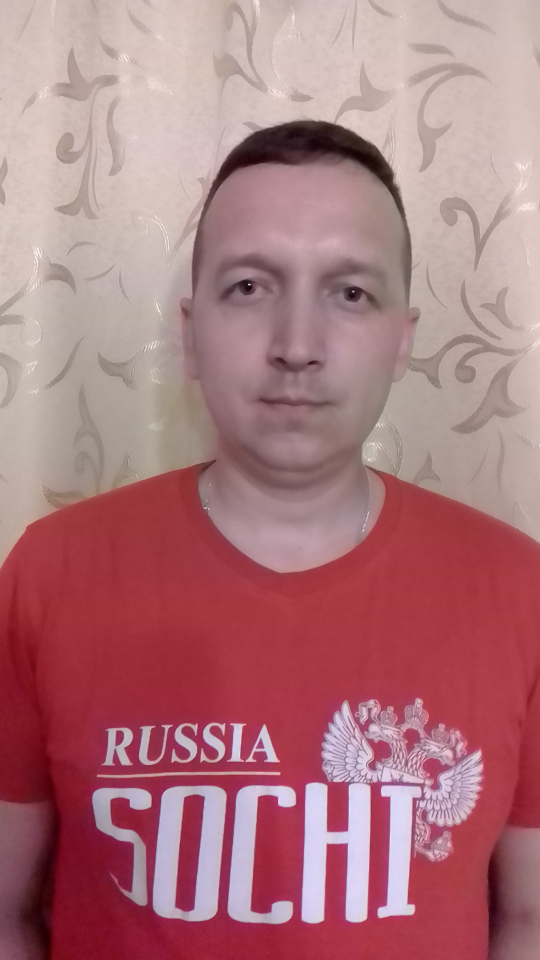 Знакомство. Фото. Нажмите, чтобы увеличить