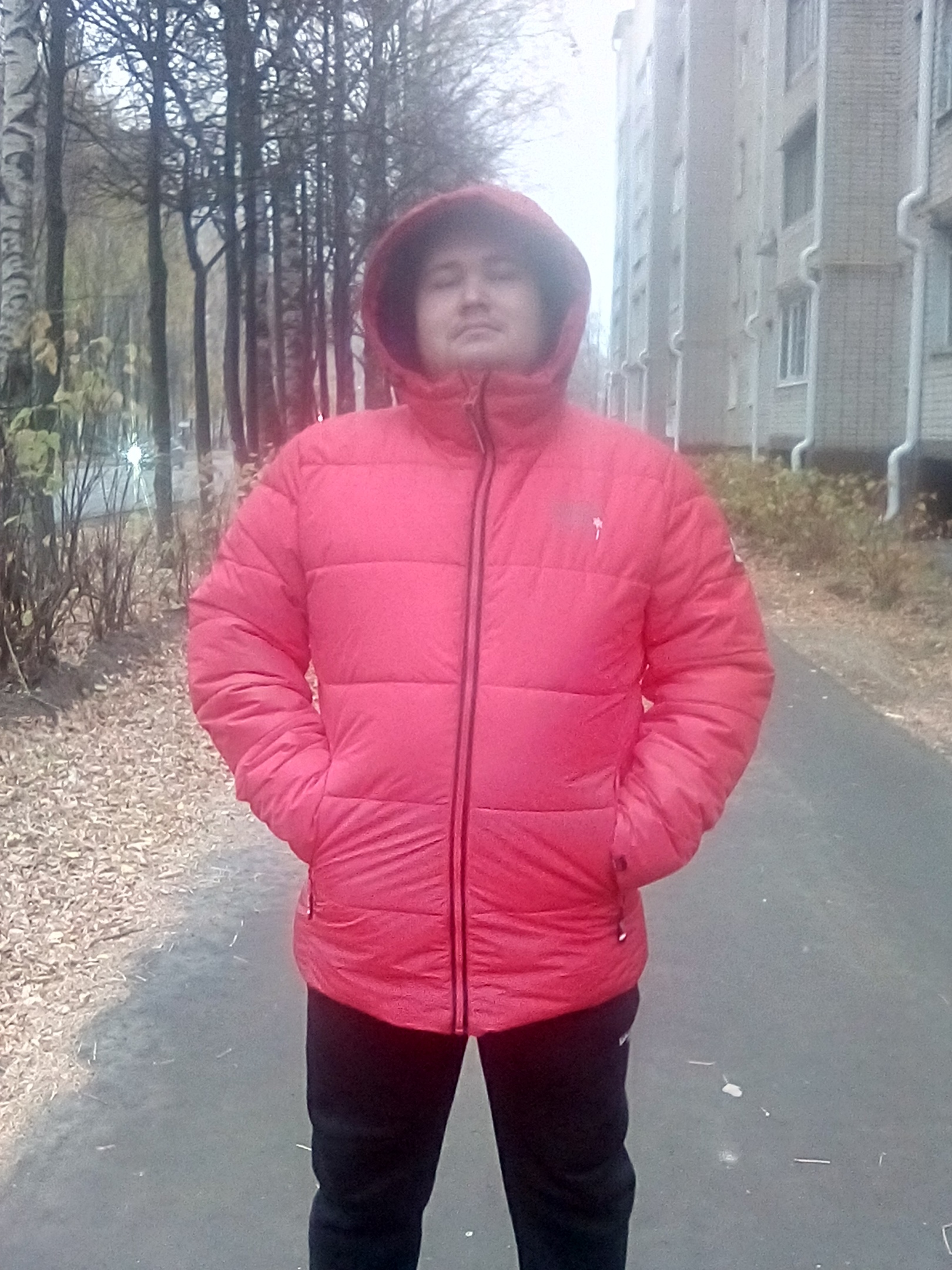 Знакомство. Фото. Нажмите, чтобы увеличить