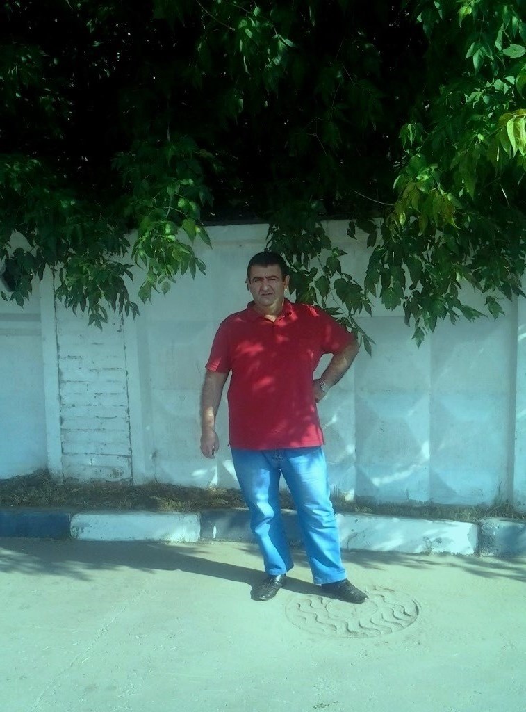 Знакомство. Фото. Нажмите, чтобы увеличить