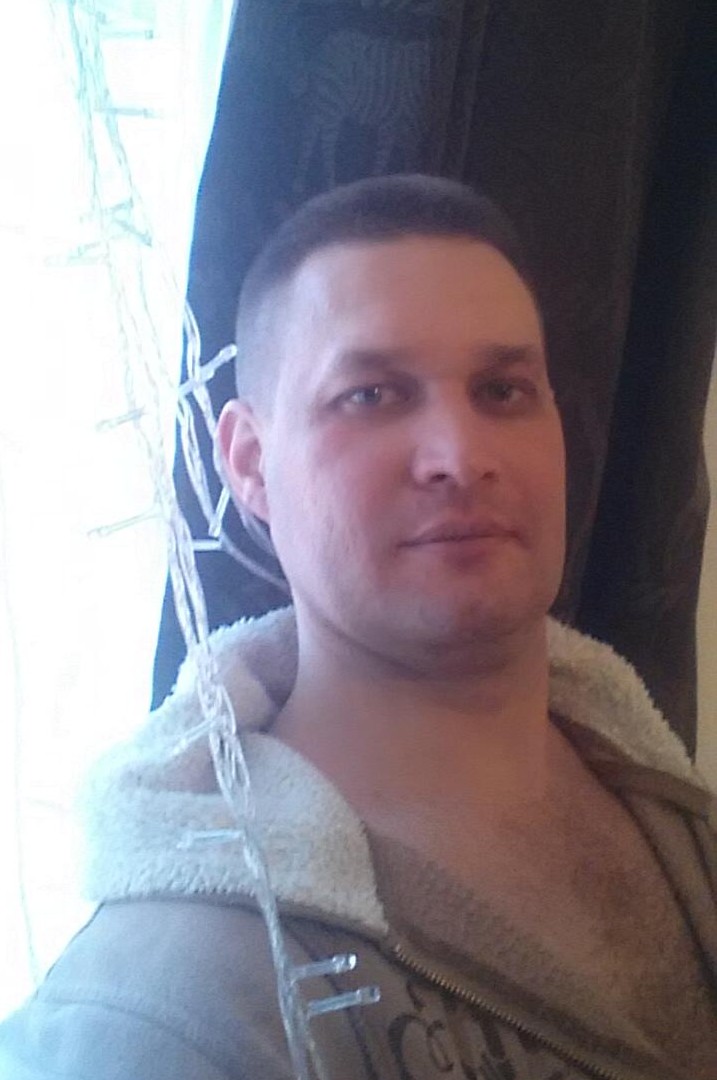 Знакомство. Фото. Нажмите, чтобы увеличить