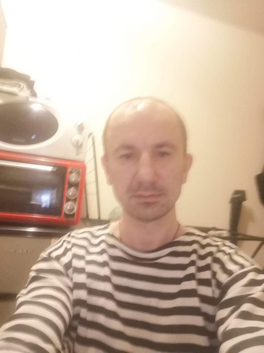 Знакомство. Фото. Нажмите, чтобы увеличить