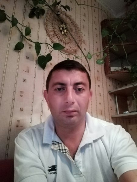 Знакомство. Фото. Нажмите, чтобы увеличить